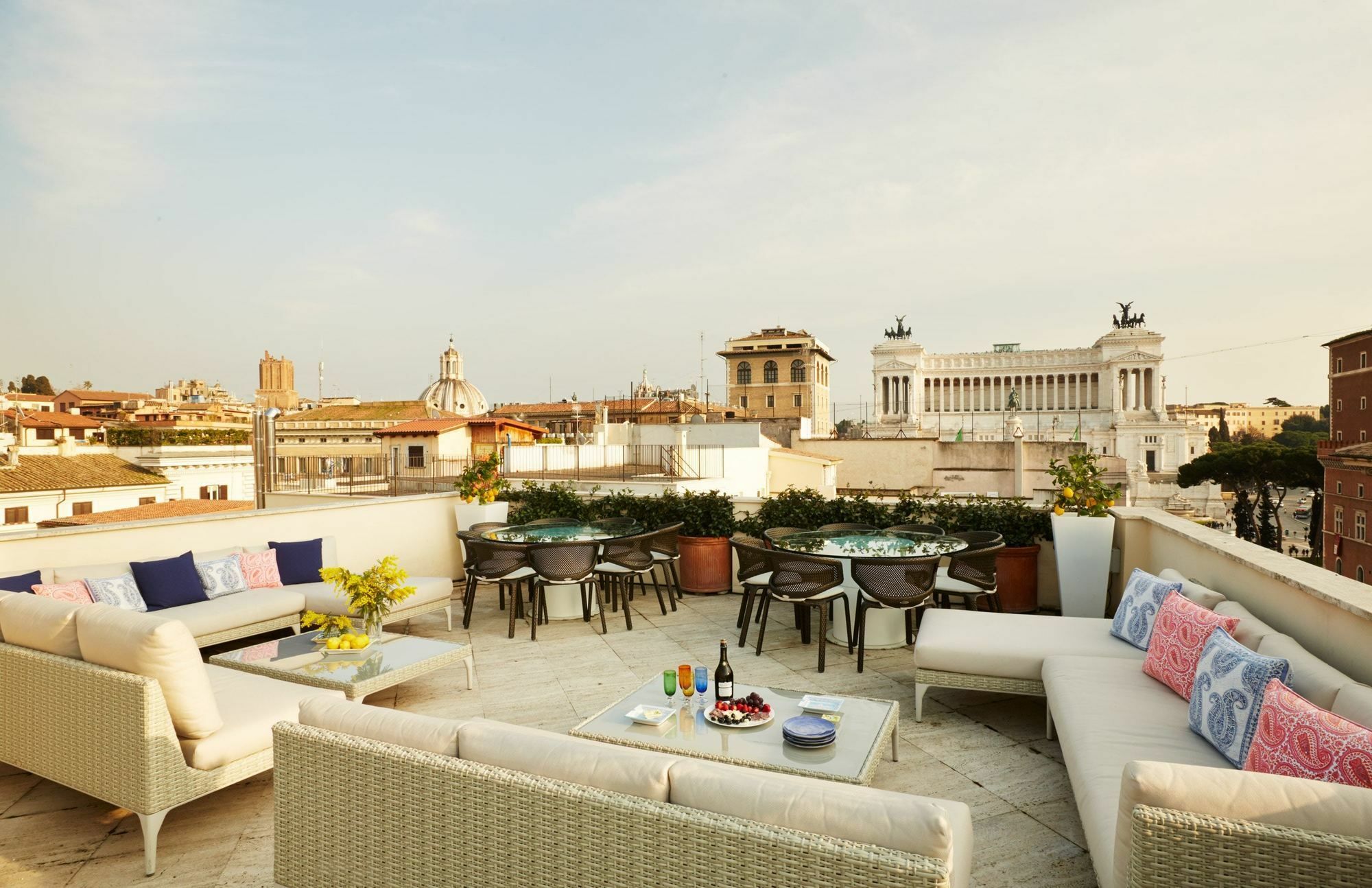 Via Del Corso - Three Bedroom Penthouse * Roma